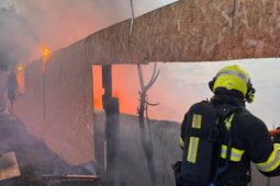 Na Nákladovém nádraží Žižkov znovu hořelo. Areál čeká rozsáhlá proměna