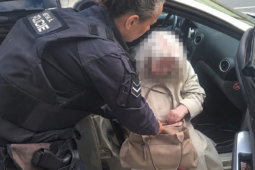 Chtěla jet za dětmi, místo toho zabloudila. Seniorku našla náhodná kolemjdoucí