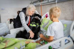 Povídání, procházka i společenské hry. Zlínská nemocnice hledá dobrovolníky