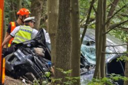 Šofér, který havaroval s dětmi u Doubravníku, do vazby nepůjde