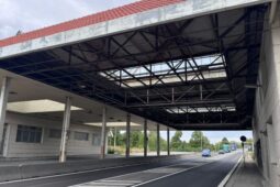 ŘSD odstraní zastřešení bývalé celnice v Mikulově