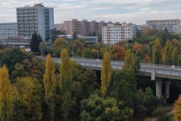 Konec mostu, který sloužil šedesát let. Kladno čeká dlouhé objíždění