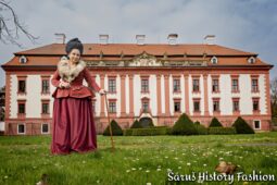Tajemství Harrachovy knihovny: Zámek Kunín ožije příběhem aristokratických intrik a oslavou narozenin hraběnky