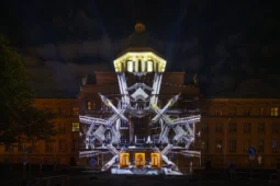 Signal Festival začíná. Praha doporučuje omezit jízdy autem do centra a Dejvic