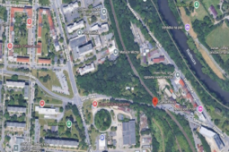 Řidiči v Plzni, pozor! Přejezd v Samaritské ulici se na měsíc uzavře.