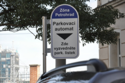 Bydlíte na Petrohradu a hledáte místo k parkování? Od listopadu přijde změna!