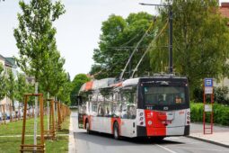 Linky 131 a 176 nahradí trolejbusy. Praha chystá nákup dalších vozů