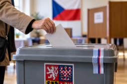 Voliči, pozor na hlasovací lístky. Náhradních bude letos méně