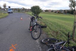 Střet dvou cyklistů mezi Kostelcem a Štípou skončil tragicky. Policie hledá svědky