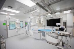 Více zákroků a kratší čekání. Zlínské kardiocentrum spustilo třetí angiolinku