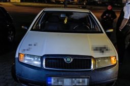 Opilý mladík vjel v Plzni do protisměru a zastavil až u kebabu