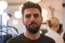 Václav Matějovský: V seriálu po dítěti touží, v reálu má krásného syna! Jméno ale stále tají