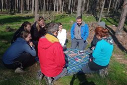 Lesní školka pro dospělé?