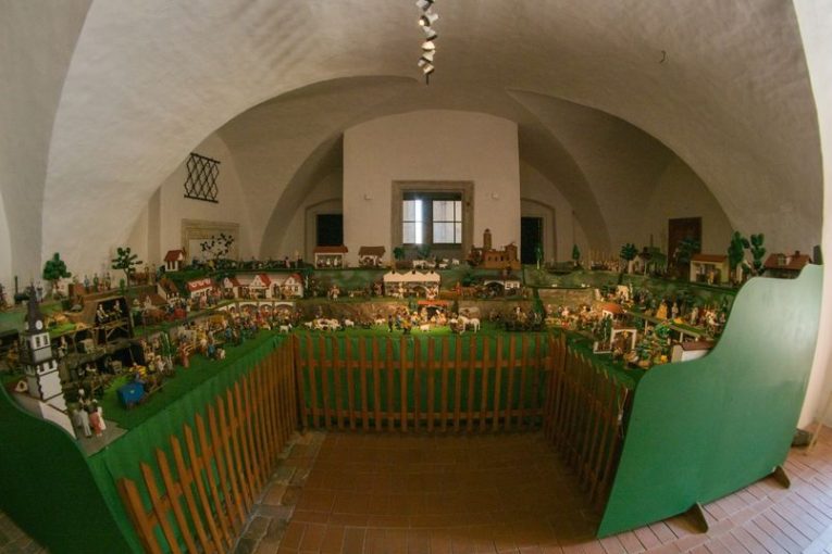 Fialův pohyblivý betlém. Zdroj foto: Oblastní muzeum v Chomutově