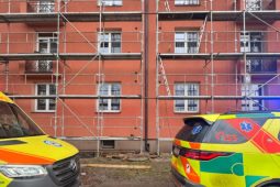 Zasahovali u dalších dvou pádů z výšky! Co se zraněným stalo?