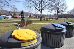 Vánoční stromek se v Třinci již brzy rozsvítí. Těšit se můžete na jarmark i adventní podvečery