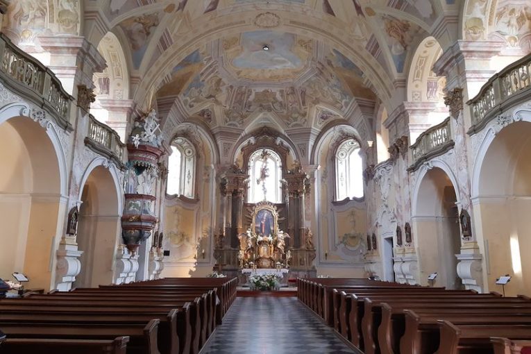 Interiér kostela Panny Marie Sedmibolestné. Foto: Anna Petruželková