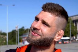 Je dobré nenechávat pomíjivé věci přilnout ke své identitě, říká Jiří ‚BJP‘ Procházka