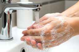 Pardubáci mohou skoncovat s velkými účty za vodu. Pomohou měsíční zálohy