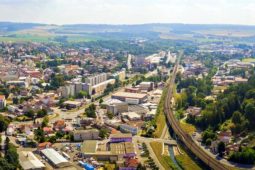 Podomní prodejci energií útočí na domácnosti. Buďte ve střehu