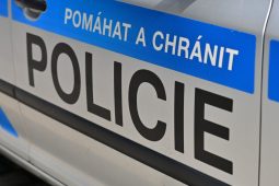 Policejní razie v klubu: desítky pokut a nalezená osoba v pátrání