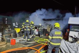 Dva noční požáry zaměstnaly hasiče na Brněnsku