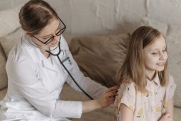 Přežijte předvánoční shon klidněji díky akci VÁNOCE BEZ KŘEČÍ