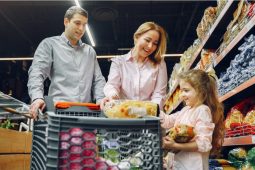 Jak při nakoupování potravin ušetřit čas i peníze? Stačí se držet několika základních pravidel