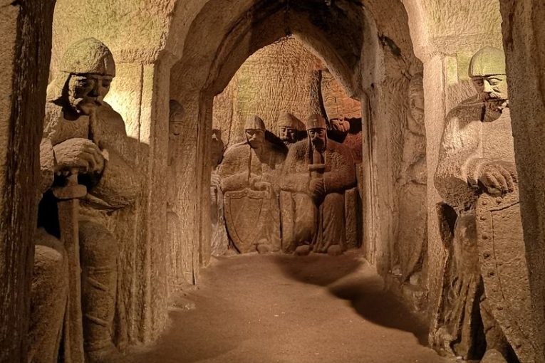 Rytířský sál. Zdroj: Jeskyně Blanických rytířů, Rudka