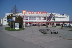 Policisté upozorňují na problémy v pardubické dopravě