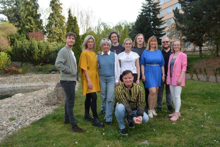 Účinkující benefičního koncertu. Zdroj: nemocnice Prachatice