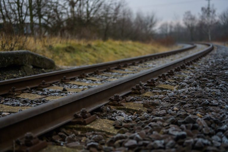 Železniční trať, koleje