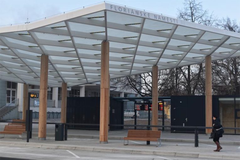 Inteligentní zastávka MHD