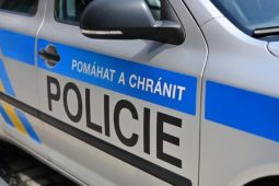 Divoká honička Prahou: Opilý řidič se snažil ujet policii, skončil ve slepé ulici!