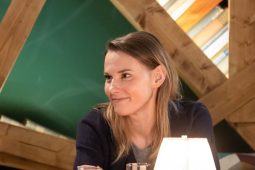 Vrací se jako vdaná paní. Co si na nás Šárka Krausová přichystala?