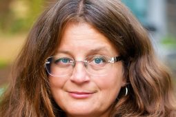 Veronika Valíková o bolestech českého školství, literatuře a jejím románu Češtinářky