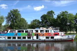 Cesta do zoo začíná na Vltavě – nasedněte a vyplujte!