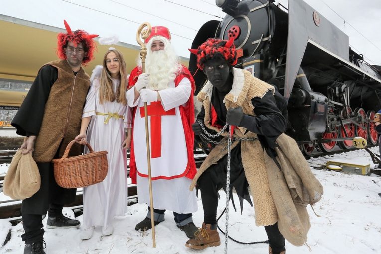 Mikuláš, čert a anděl