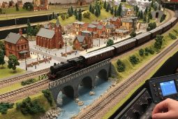 Malé vlaky, velká radost: Jičín hostí modelářský svátek